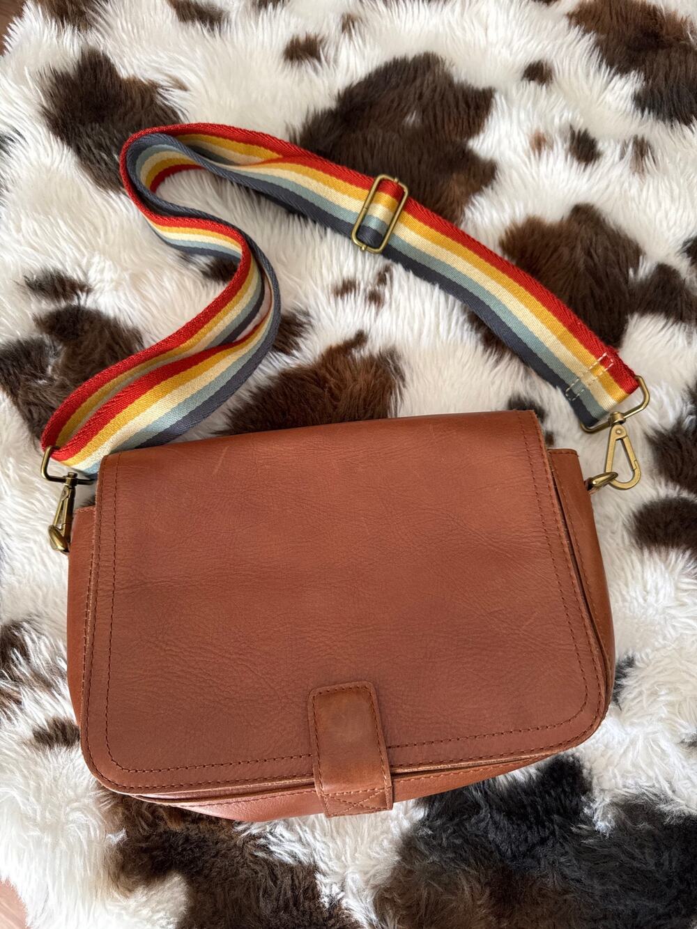 Madewell The Transport Flap Shoulder Bag in English Saddle w/Retro Striped Strap